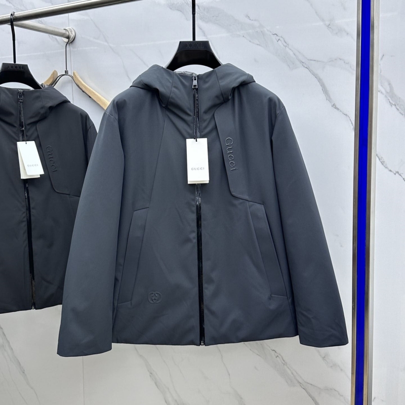 G*u*i down coat